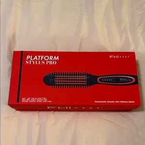 FHI Heat Platform Stylus Pro Tourmaline Ceramic Brush - Black and Red